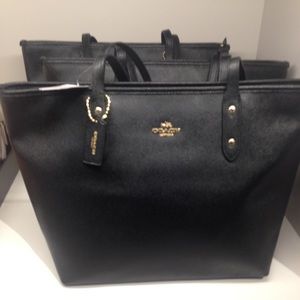 Authentic Coach Signature City Tote NWT